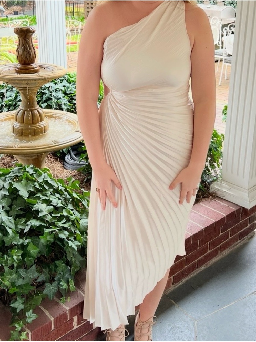 Dress Forum Los Angeles One-Shoulder Pearl Pleated Dress - Picture 10 of 10